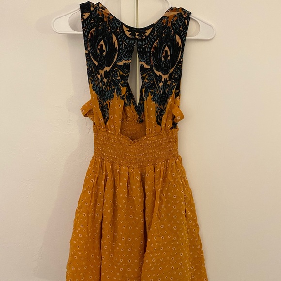 Free people short mustard yellow dress - Picture 4 of 6